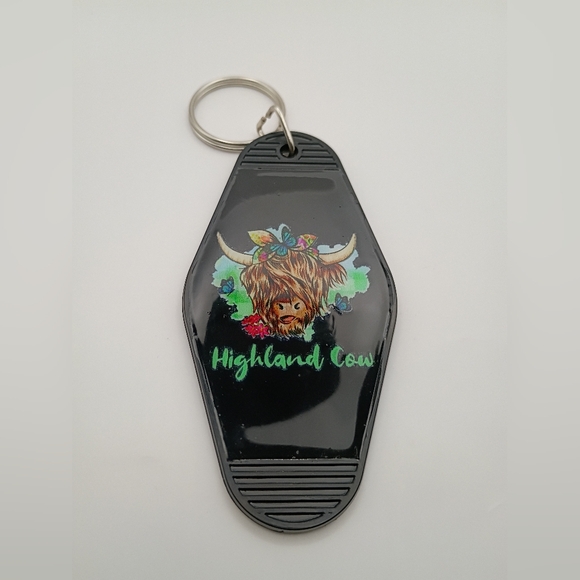 Hand Crafted Accessories - Black Highland Cow Retro Style Motel Keychain Keyring Car Accessory